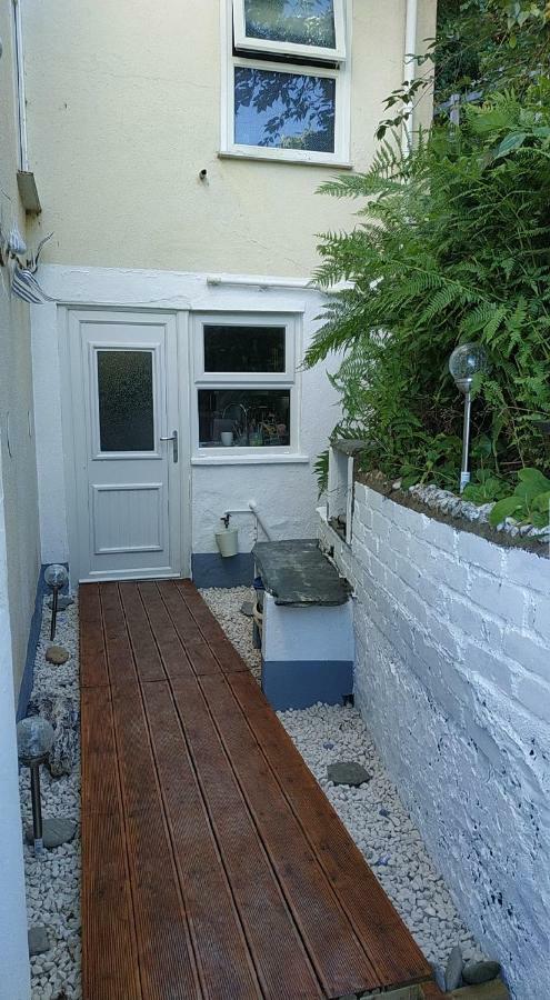 Dog Friendly Nancecliff Cottages Лоо Екстер'єр фото