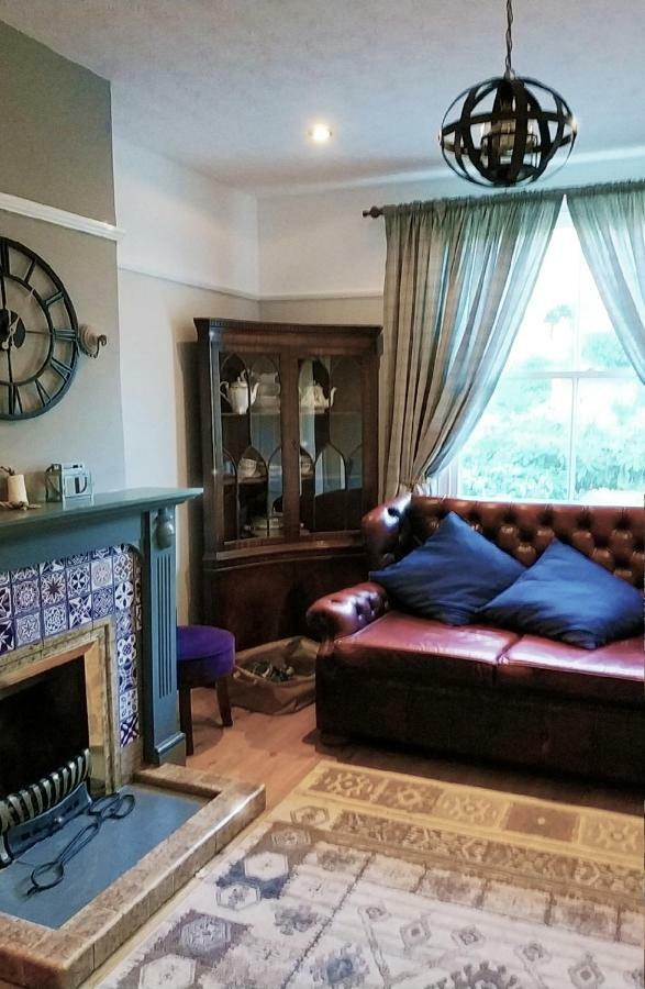 Dog Friendly Nancecliff Cottages Лоо Екстер'єр фото