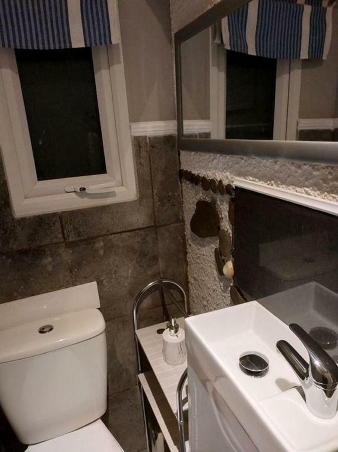 Dog Friendly Nancecliff Cottages Лоо Екстер'єр фото